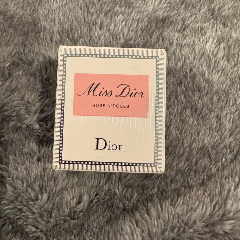 Dior Miss Dior Rose N' Roses Box in Pink and White